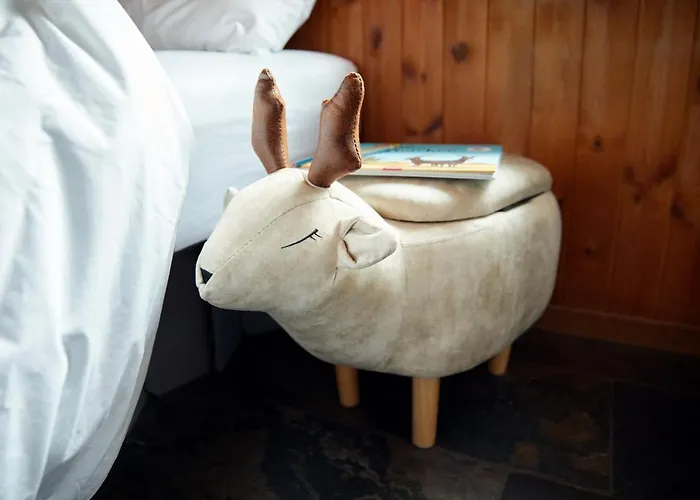 Chalet Horn Trailside Retreat